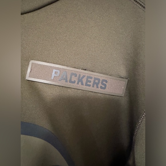 NFL Salute to Service Green Bay Packers Nike Hoodie - Picture 3 of 10
